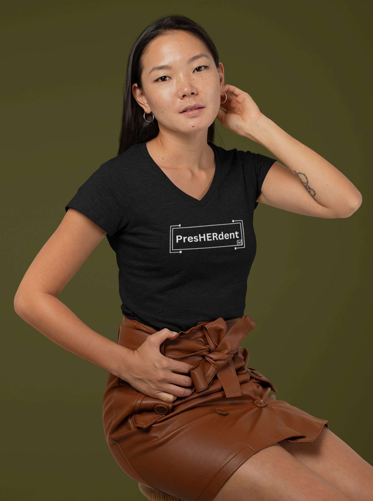 PresHERdent TM V-neck